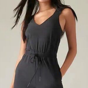 NWOT ATHLETA savannah dress in Black size XS/S